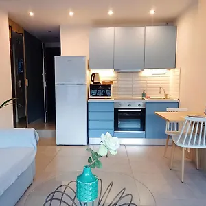 https://bella-suite-in-the-heart-of-the-city-center.hotels-of-thessaloniki.com
