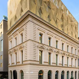 ***** Hotel Pullman Ungaria