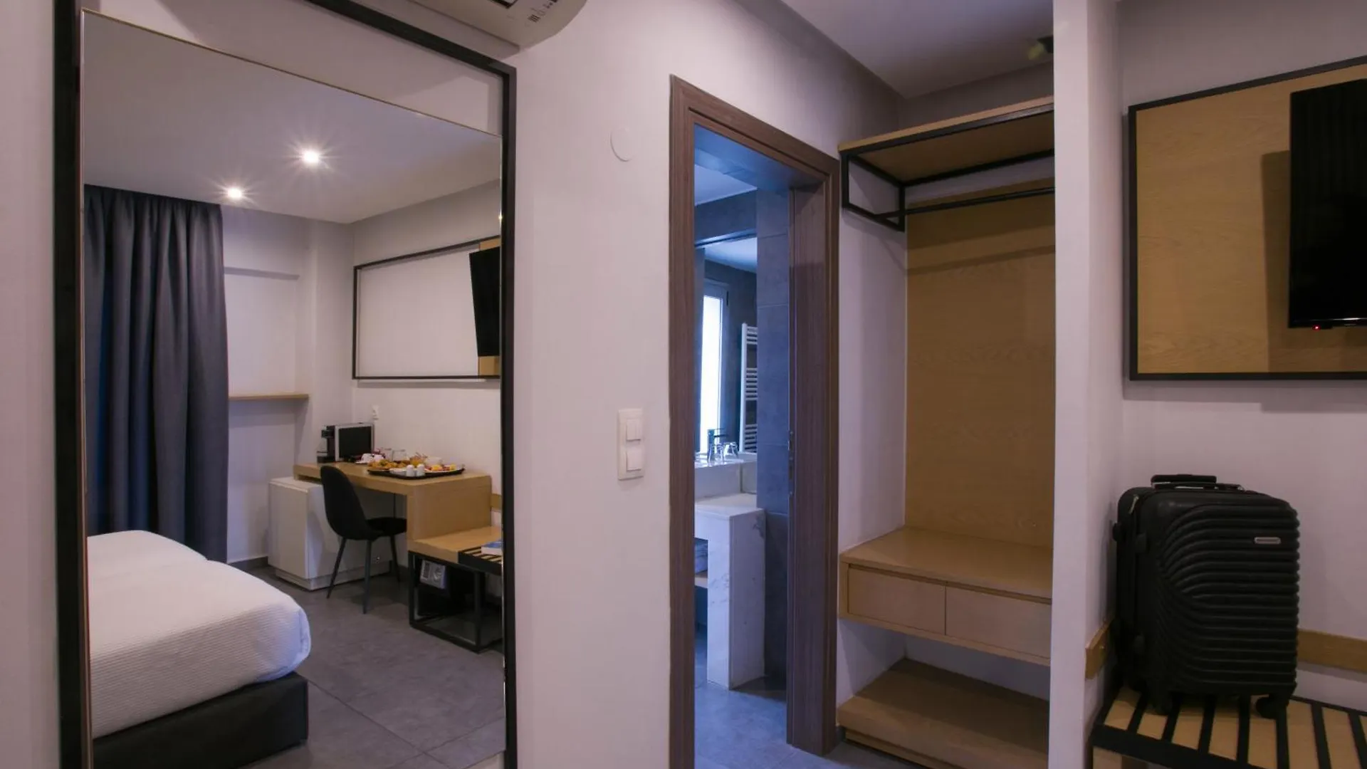 White Luxury Bed & Breakfast Thessaloniki 2*,