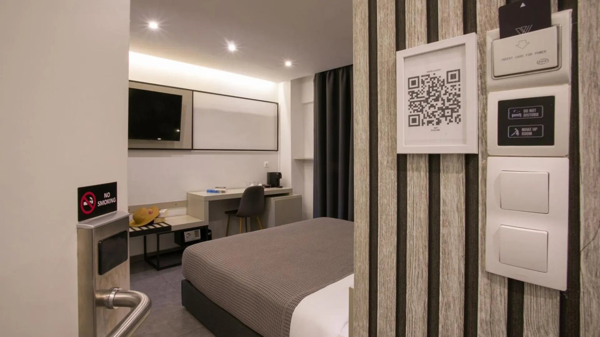 **  White Luxury Bed & Breakfast Thessaloniki Greece