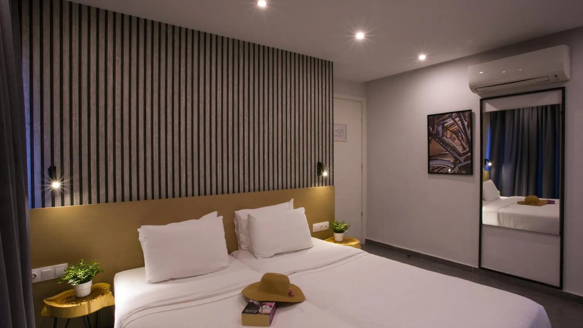 White Luxury Bed & Breakfast Thessaloniki